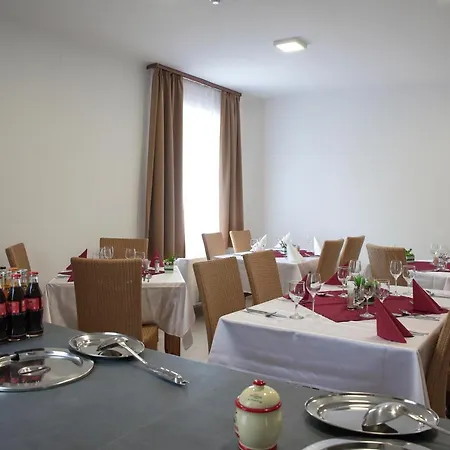 Vendeghaz Guest house Galosfa