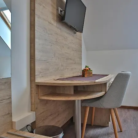 Vendeghaz Guest house Galosfa